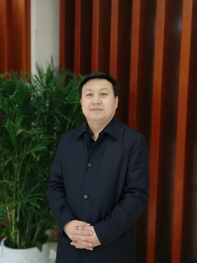 640x852