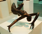 陆增康作品