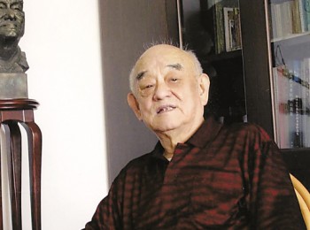 画家 乍启典
