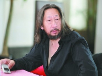 画家 王广义