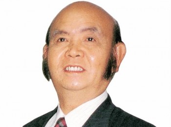 画家 邓惠伯