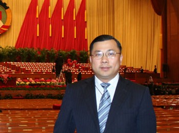 画家 岑其