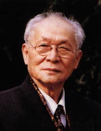 画家 黄纯尧