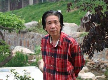 画家 吴冠南