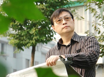 画家 张伟民