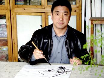 画家 张春海