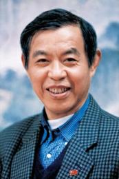 画家 卢星堂