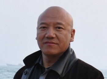 画家 郑艺