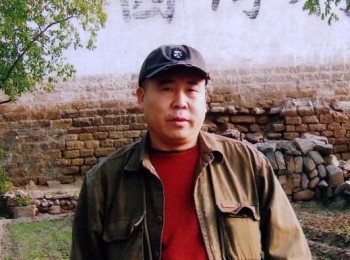 画家 王本杰