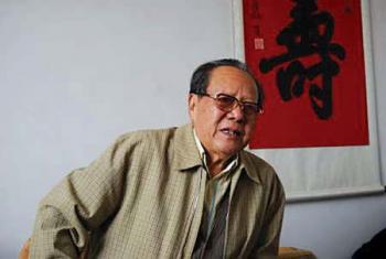 画家 王天一