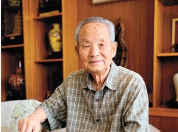 画家 赵梅生