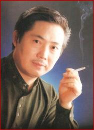 画家 李曦