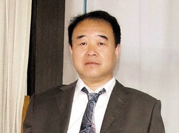 画家 黄培杰
