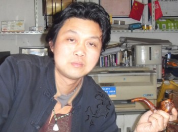 画家 谭巍