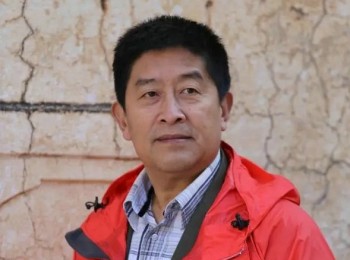 画家 马新林