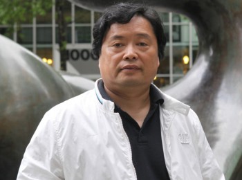 画家 吴田玉