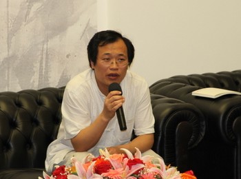 画家 杨惠东