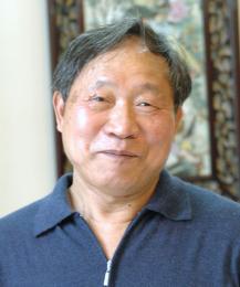 画家 张品操