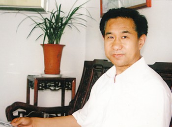 画家 亓德顺