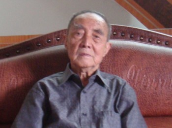 画家 龙国屏