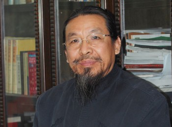 画家 甄忠义
