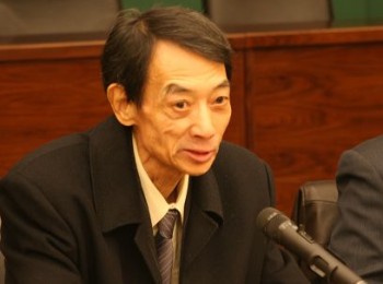 画家 王珑