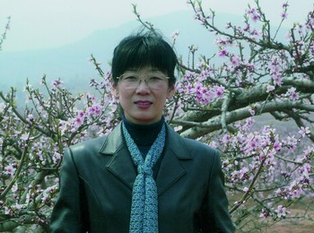 画家 张爱惠