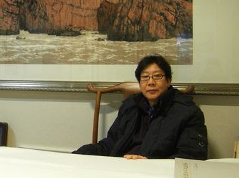 画家 晏平