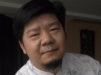画家 周天涯