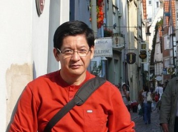 画家 黄超成