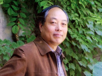 画家 李桂泱