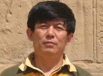 画家 张文华