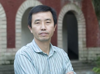 画家 吕金泉