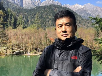 画家 张和平