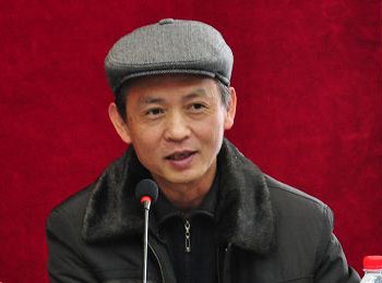 画家 杨思陶