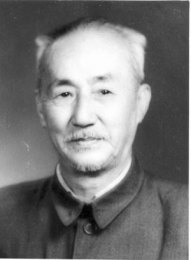 画家 张肇铭