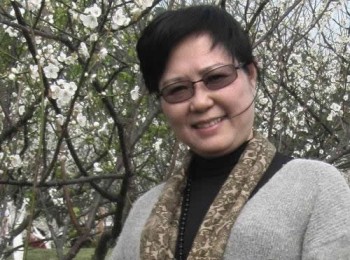 画家 梁如洁