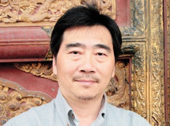 画家 周石峰