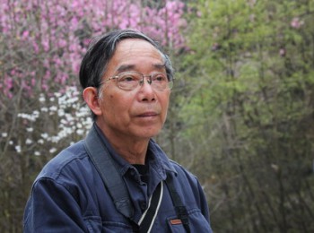画家 何多俊