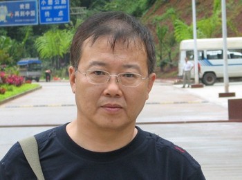画家 杨志刚