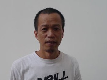 画家 何云昌
