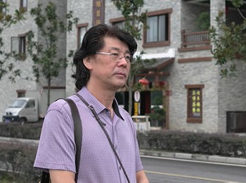画家 郑连群