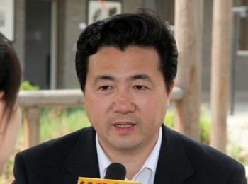画家 刘鸣溢