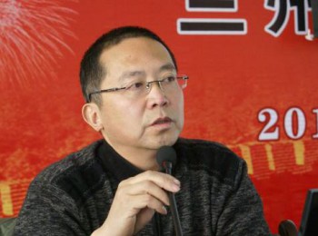 画家 田卫戈