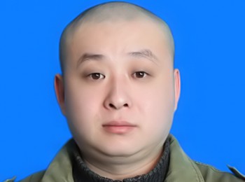 画家 李天阳