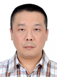 画家 王犇