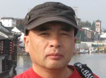 画家 黄志刚
