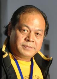 画家 李宁