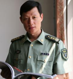 画家 侯贺明