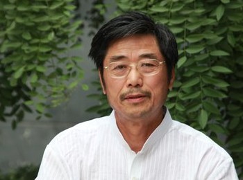 画家 卢加